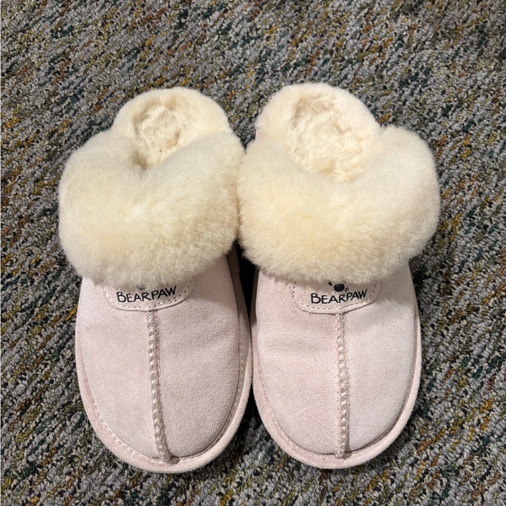 BearPaw slipper slides